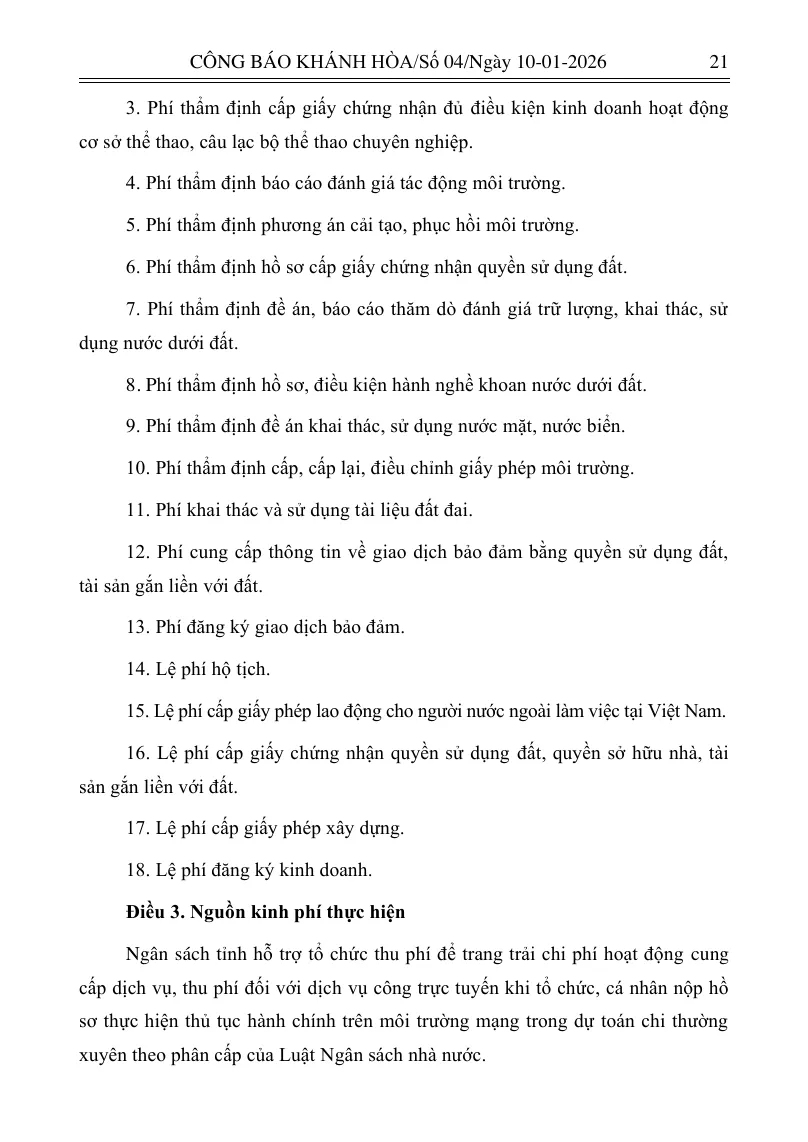 Page of the Khanh Hoa Official Gazette with a numbered list of fees set at zero for online procedures, including the civil-status fee, followed by the article on funding.
